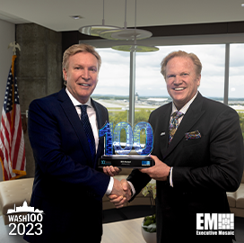Jim Garrettson Delivers 2023 Wash100 Award to Akima’s Bill Monet