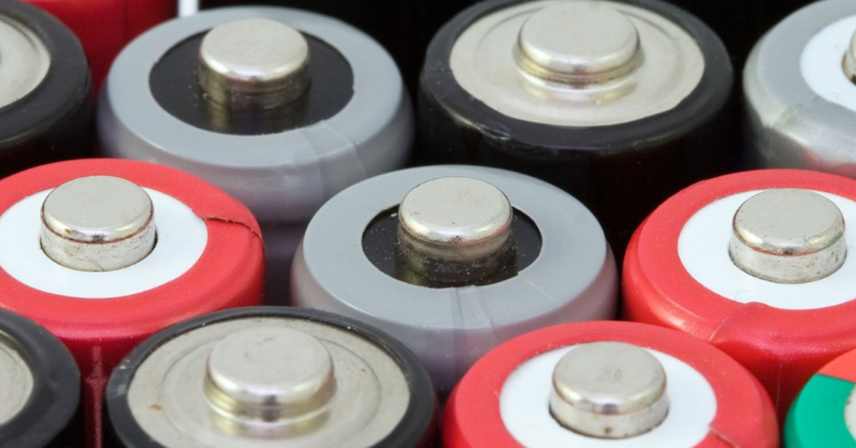 DIU, Office of Industrial Base Policy Tap Into Commercial Battery Market